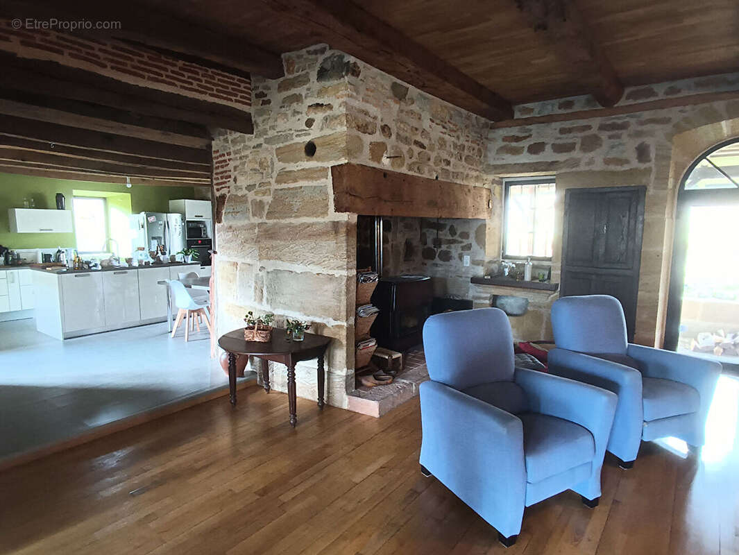 Maison à CAPDENAC-GARE