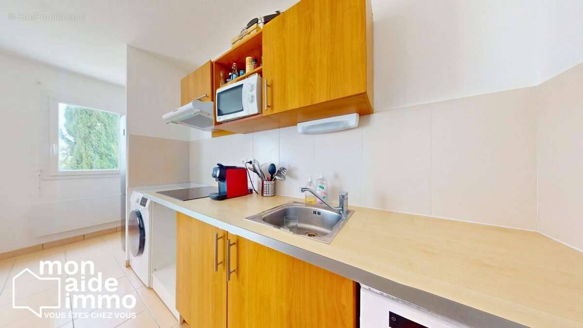 Appartement à SAINT-QUENTIN-DE-BARON