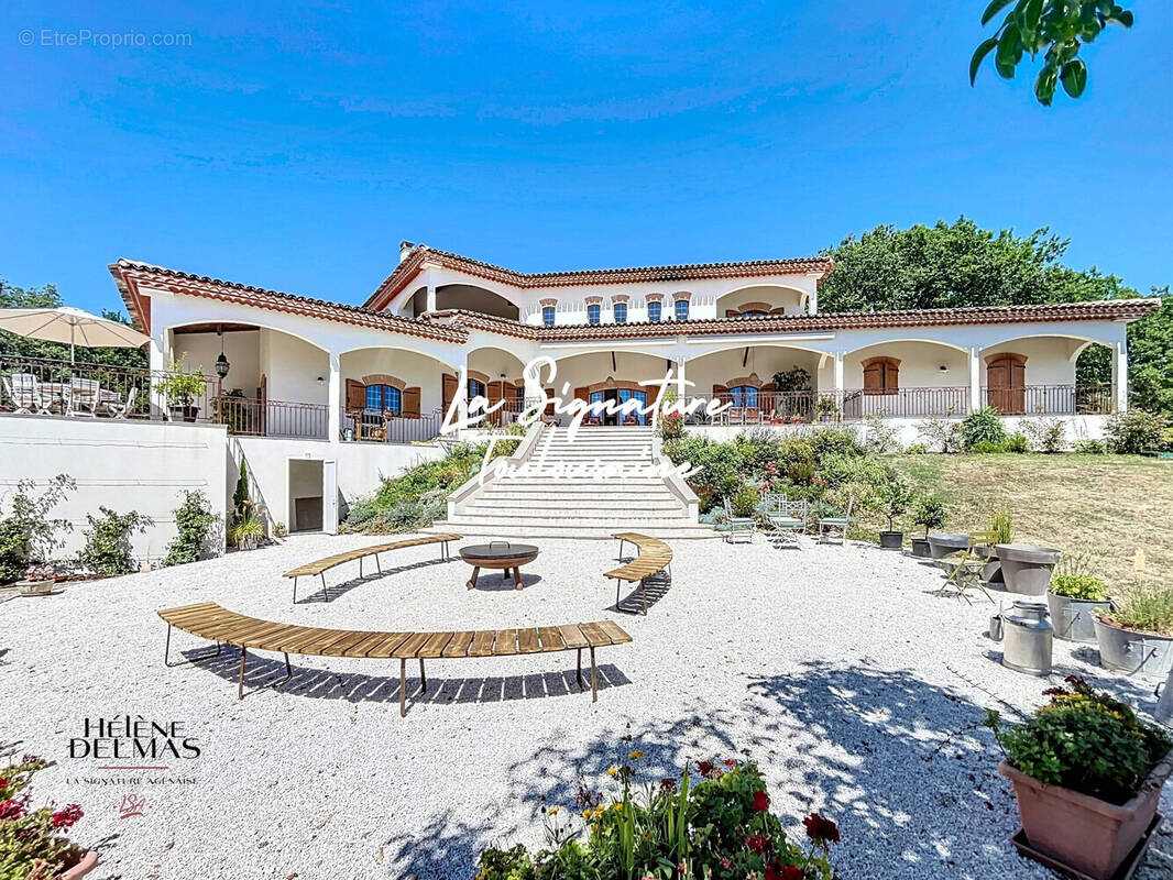 Maison à LAROQUE-TIMBAUT