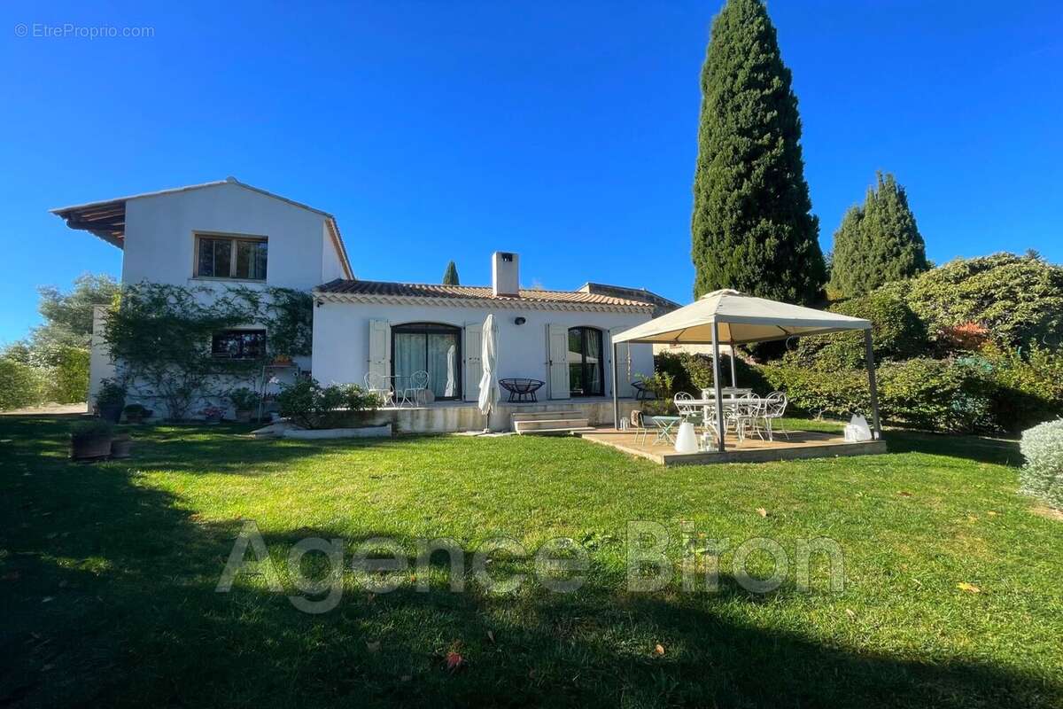 Maison à AIX-EN-PROVENCE