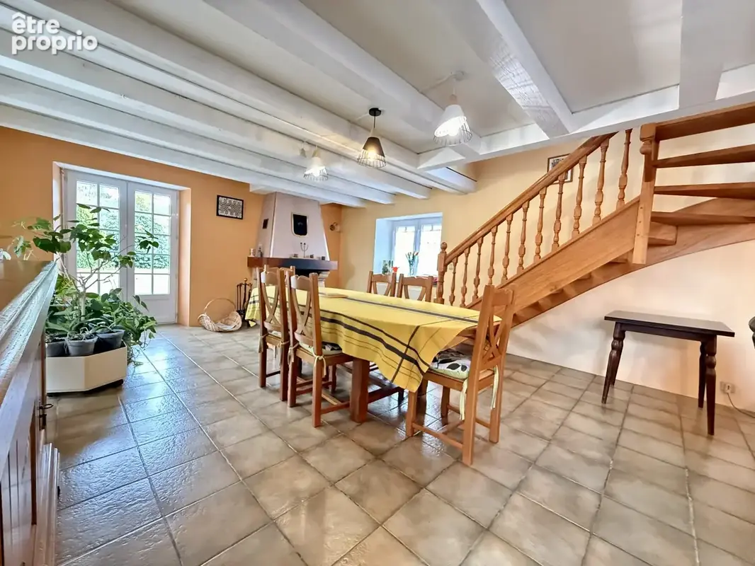 Maison 7 pièces 130 m² à vendre à Saint-Thuriau (56300) - photo 2