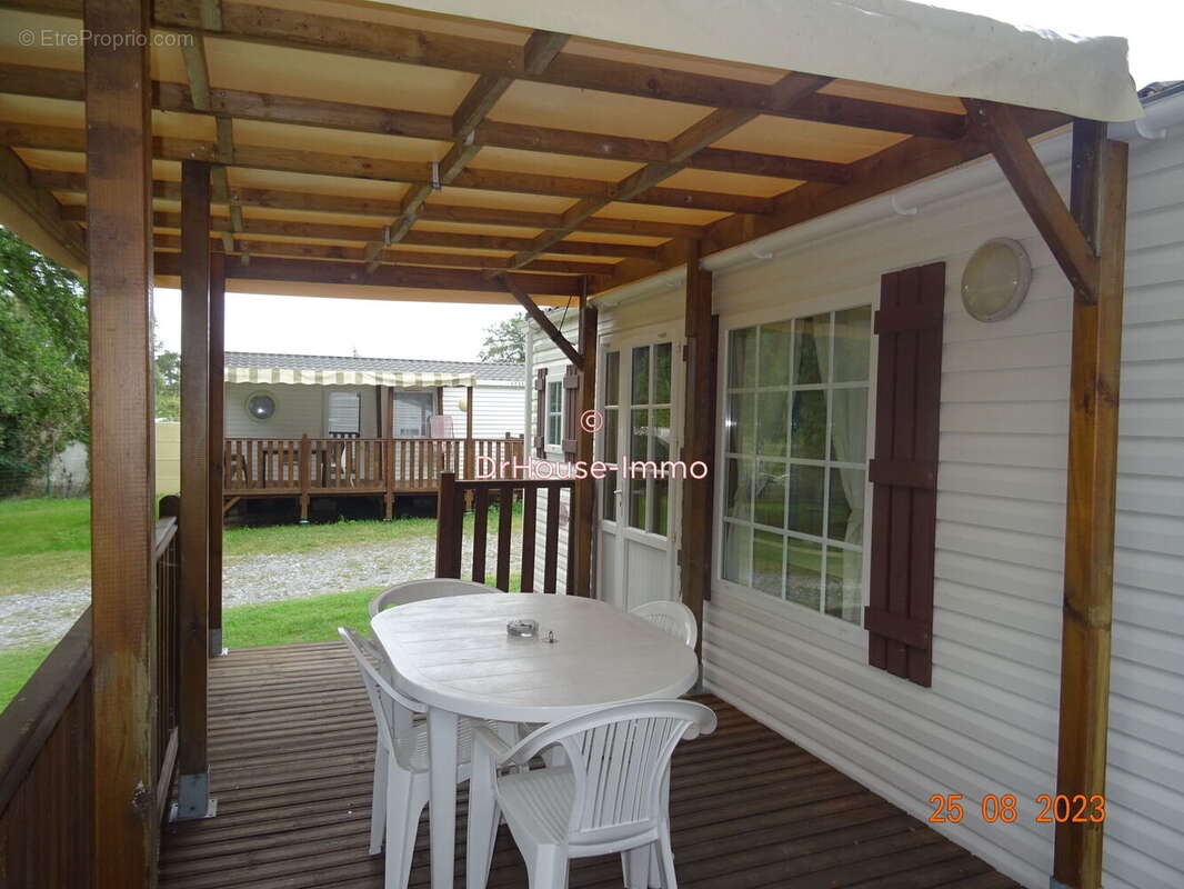 Terrain à SAINT-AUBIN-DE-BLAYE