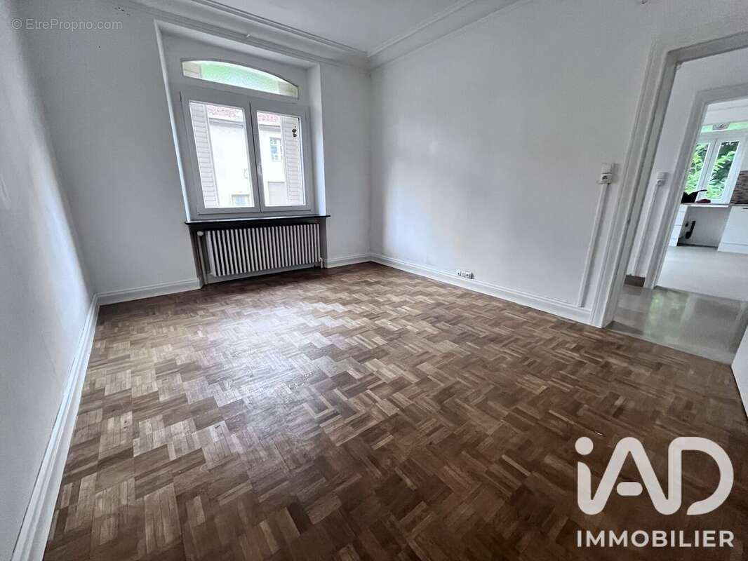 Maison 136 m² à Cons-La-Grandville  - photo 5