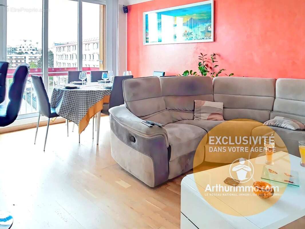 Appartement à COLOMBES