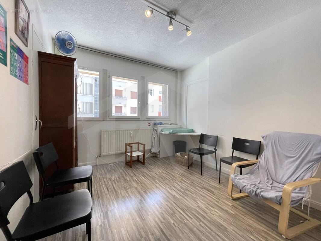 Commerce à GRENOBLE