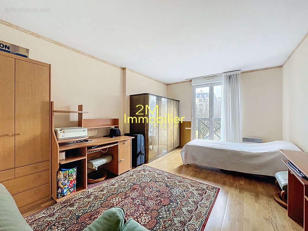 Appartement à DAMMARIE-LES-LYS