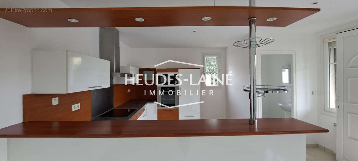 Maison à SAINT-HILAIRE-DU-HARCOUET