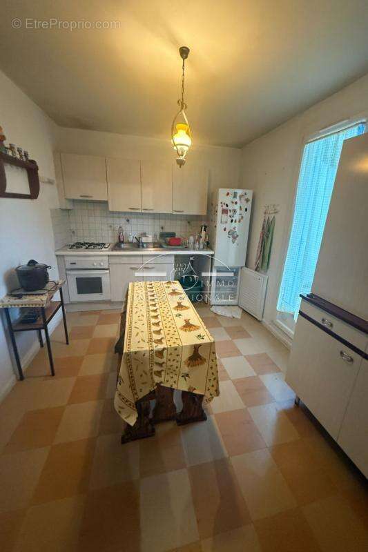 Maison à SAINT-MARTIN-DE-CRAU