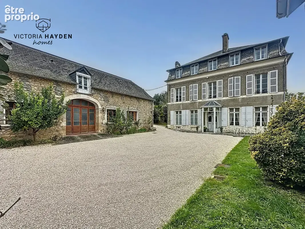 Maison 12 pièces 441 m² à vendre à Pau (64000) - photo 3