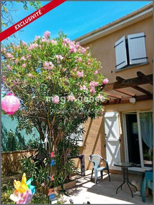 Maison, 4 chambres, garage et jardin de 195 m2 - photo 9