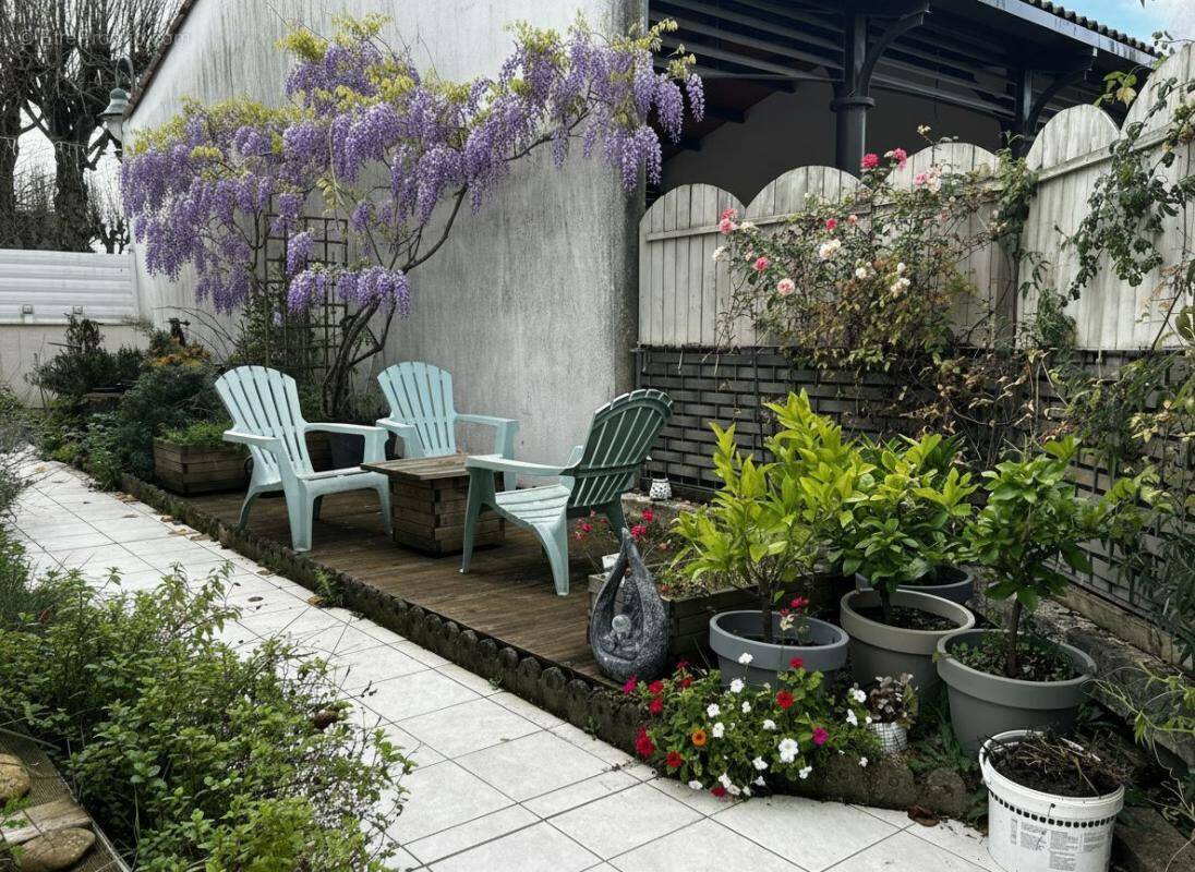 Maison à L'ILE-D'ELLE