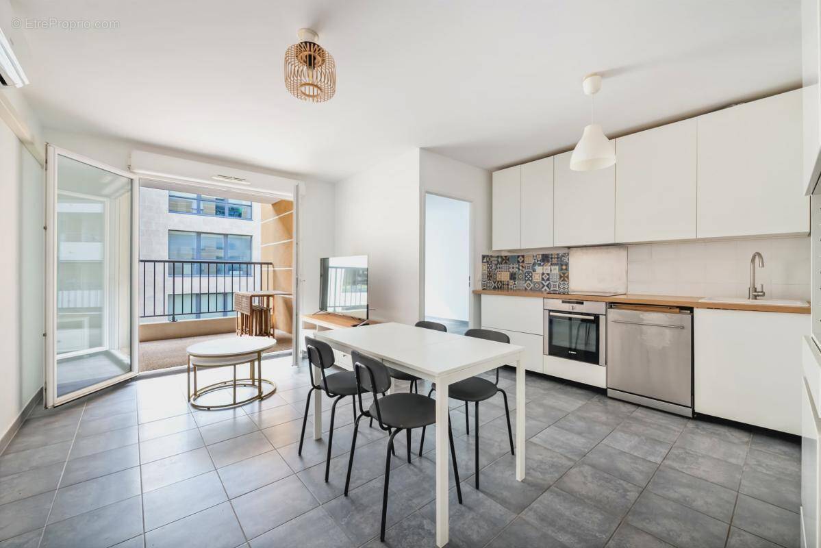 Appartement à MARSEILLE-10E