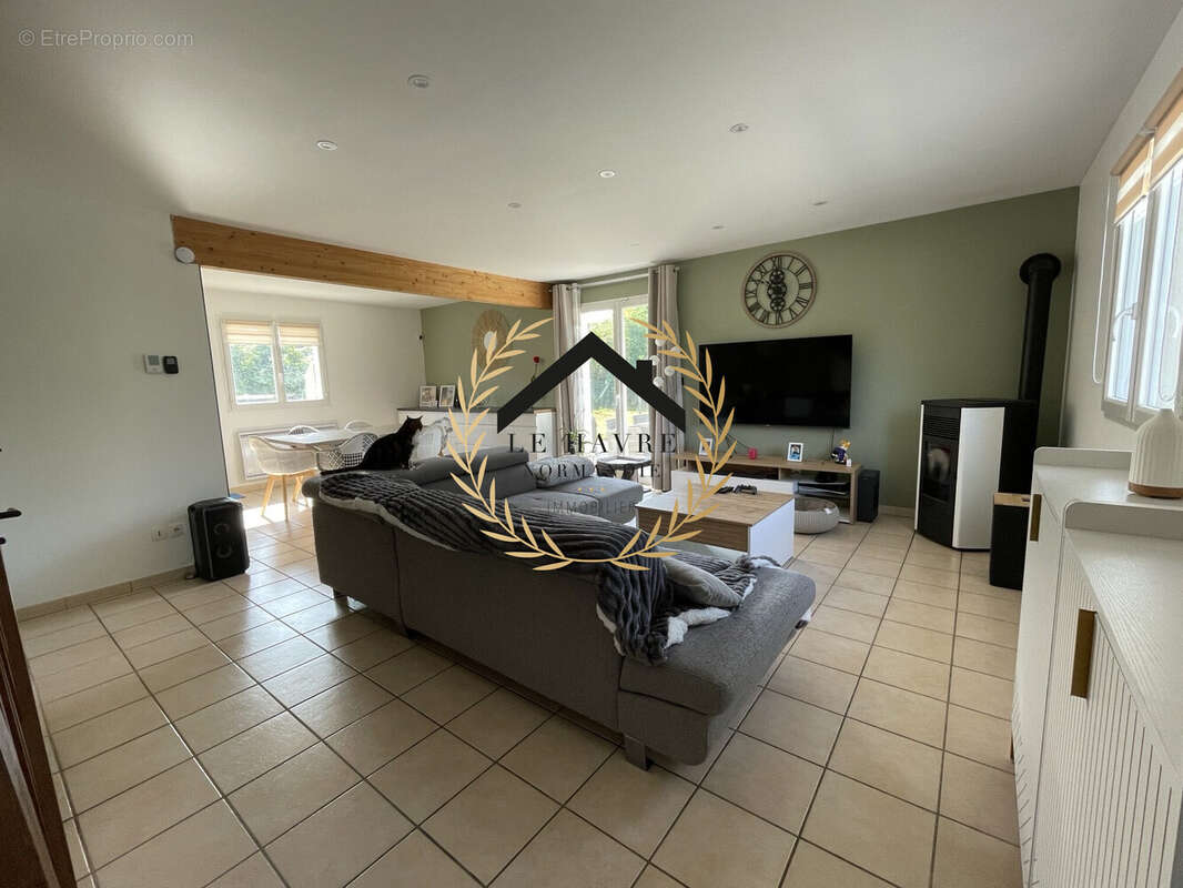 Maison 110 m² à Criquetot-L'esneval  - photo 2