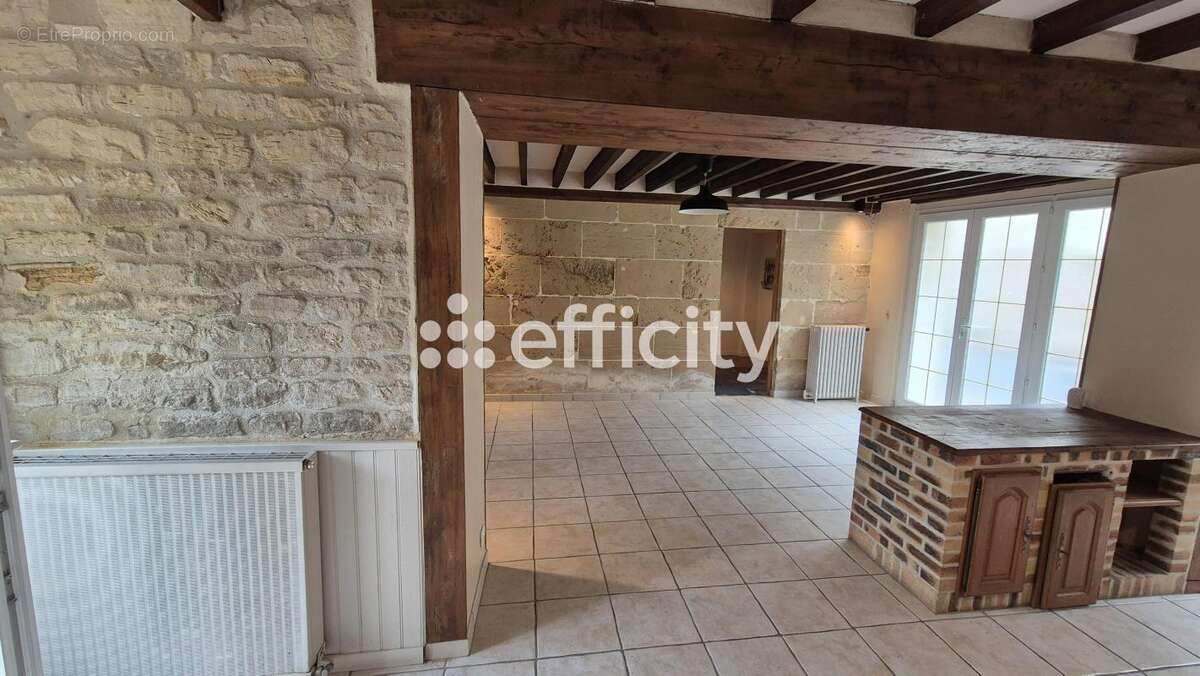 Maison à COURSEULLES-SUR-MER