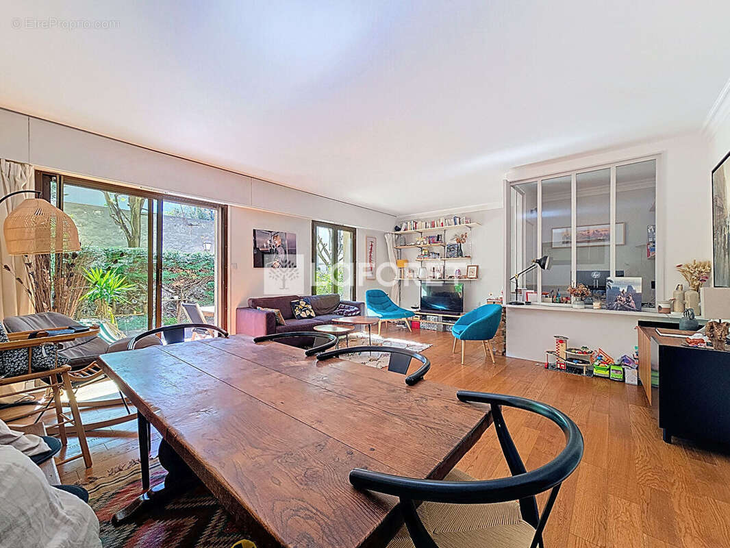 Appartement à BOURG-LA-REINE