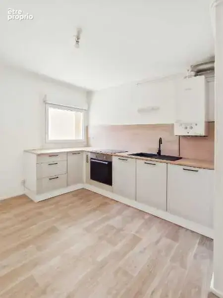 Appartement 86 m² à Audincourt  - photo 2