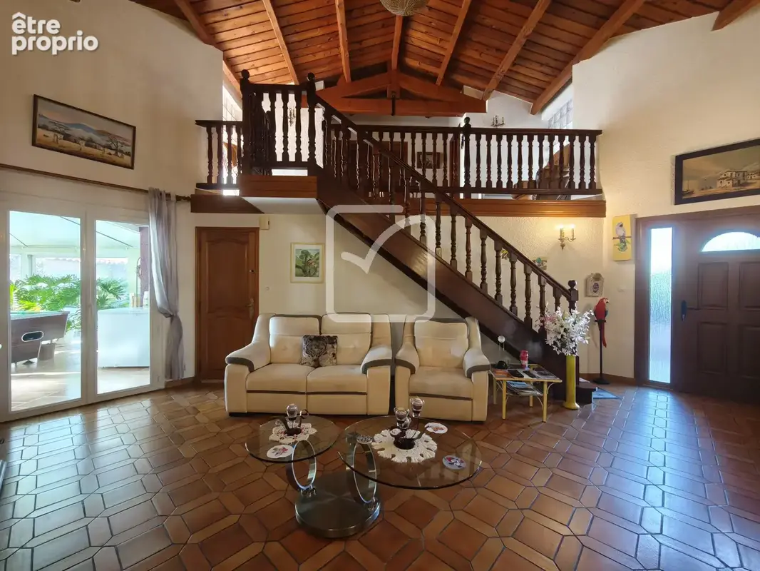 Agréable vaste maison d'habitation en zone calme et résidentielle - photo 8
