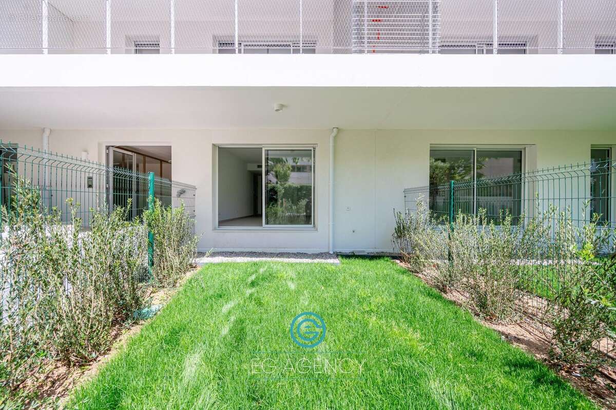 Appartement à MARSEILLE-8E