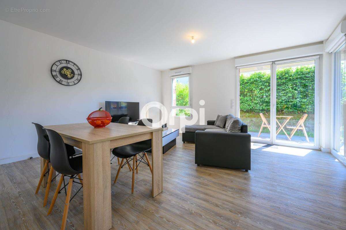 EXCLUSIVITÉ – Lumineux T3 en parfait état (2020) avec extérieur – Résidence sécurisée à Templeuve-en-Pévèle - photo 2