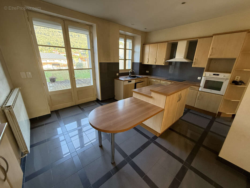 Maison à SAINT-AFFRIQUE