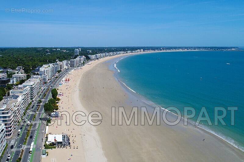 Commerce à LA BAULE-ESCOUBLAC