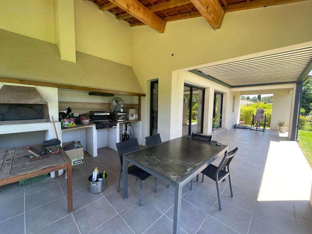 Villa contemporaine sur  Boisset Et Gaujac 6 pièce(s) 141 m2 possibilité 2 appartements sur terrain plat de 1482 m2 - photo 13