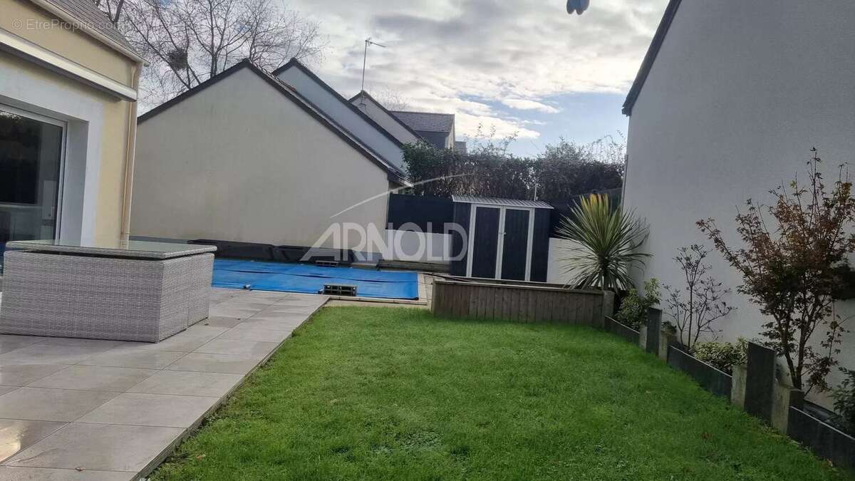 Maison à GRANDCHAMPS-DES-FONTAINES