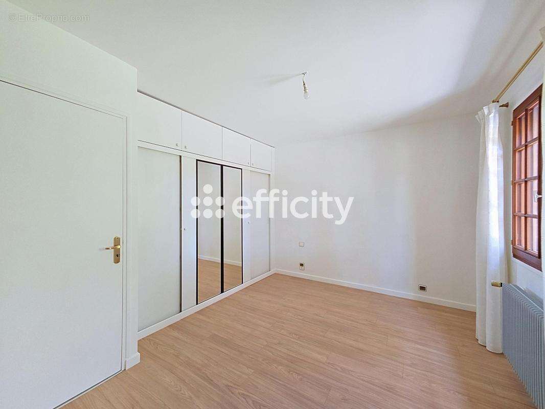 Maison récente - photo 9