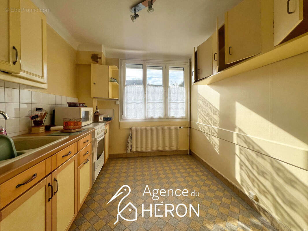 Maison 85 m² à Chateau-Landon  - photo 3