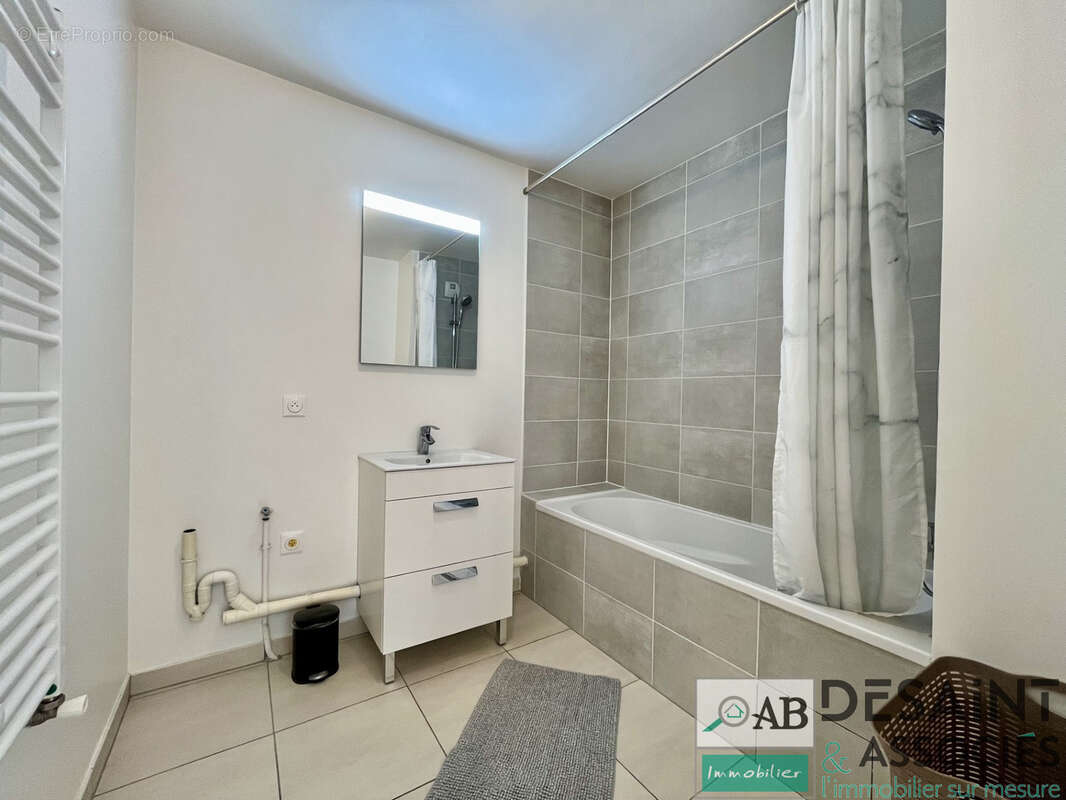 A vendre appartement F3 sur Villeneuve Saint Denis - photo 6