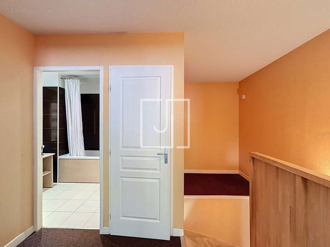 Duplex T3 à vendre à Jausiers les Magnans - photo 7