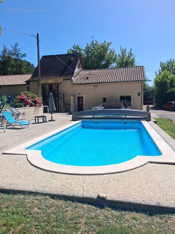 Maison 260 m² à Virazeil  - photo 4