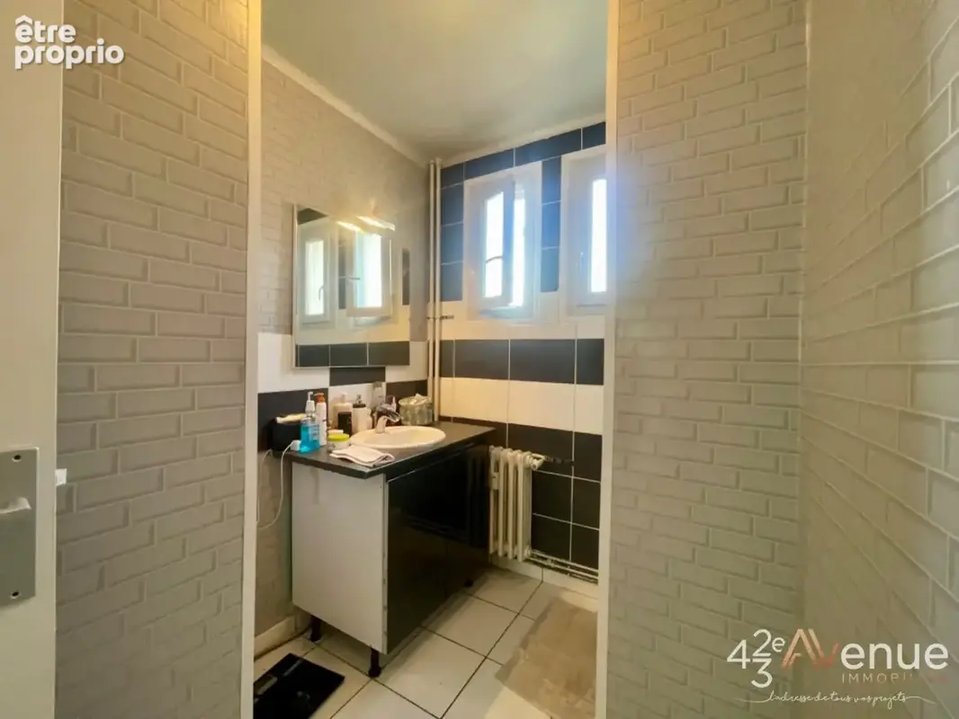 Appartement 68 m² à Saint-Etienne  - photo 6
