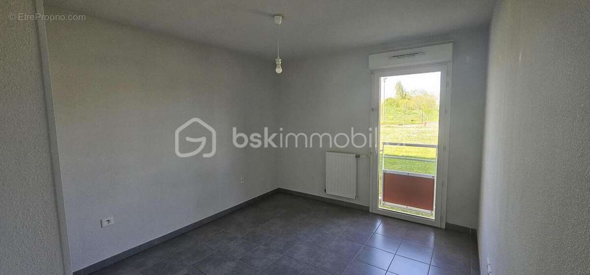 Appartement à AMBES