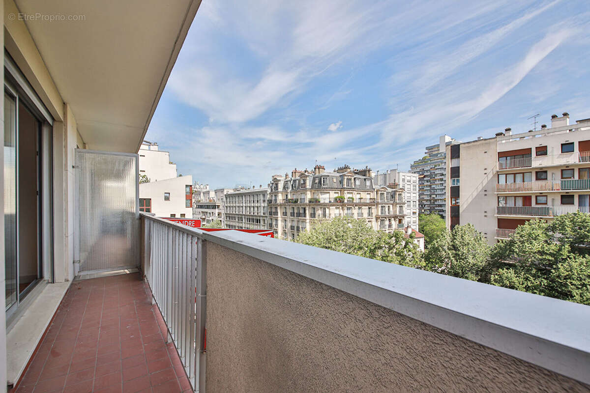 Appartement à PARIS-15E