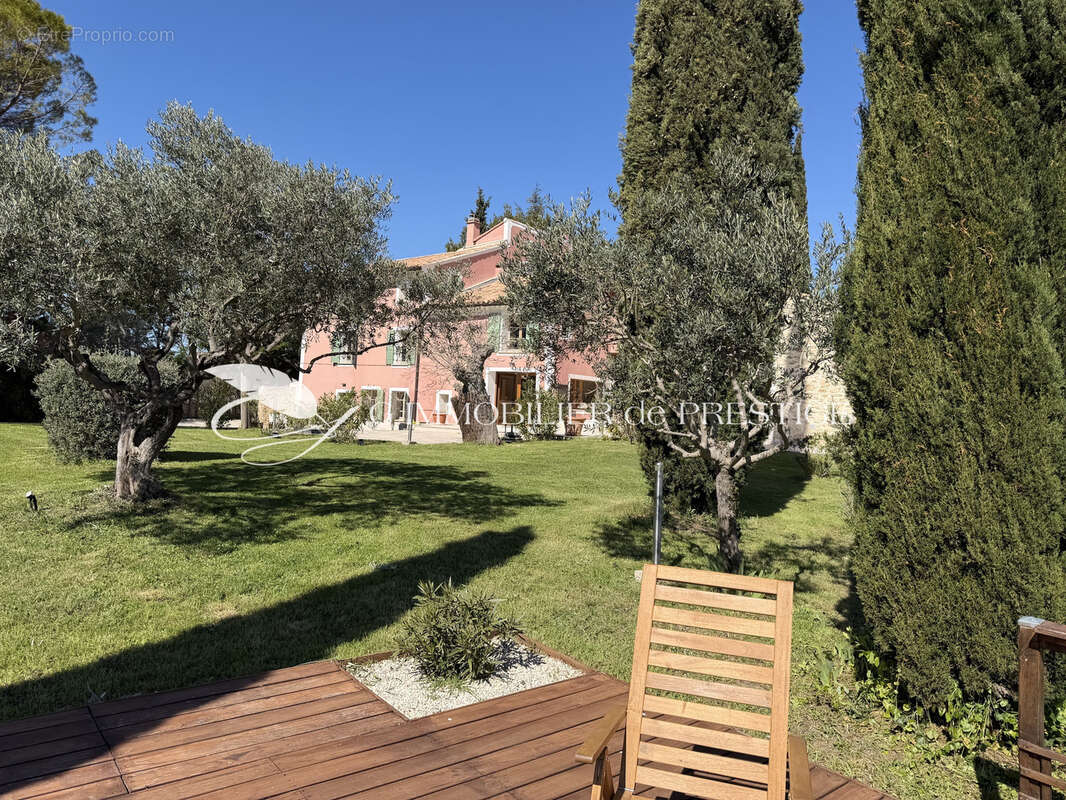 En exclusivité, une bastide familiale avec gîtes et vue imprenable sur le Ventoux - photo 17