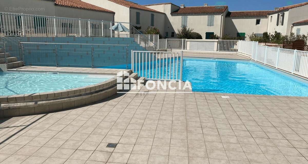 Appartement à SAINT-MARTIN-DE-RE