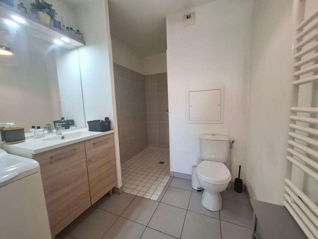 Appartement à VENISSIEUX