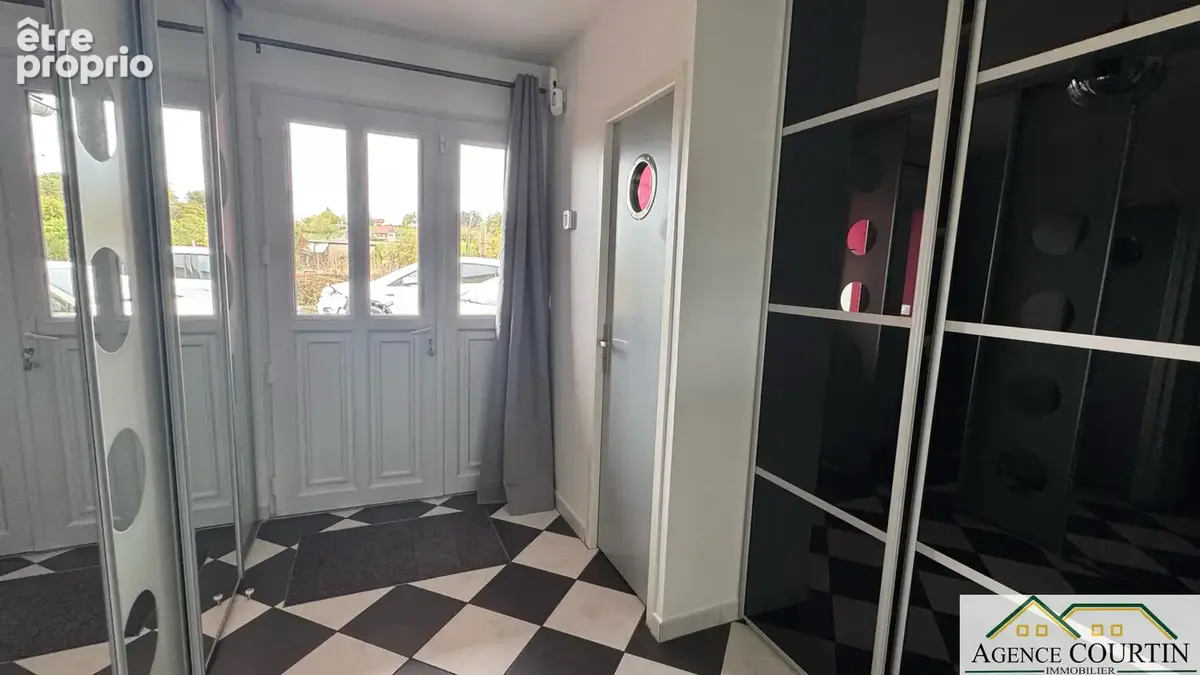Maison familiale avec grande dépendance à Bersaillin (39)   Idéale pour un artisan ou un projet touristique - photo 8