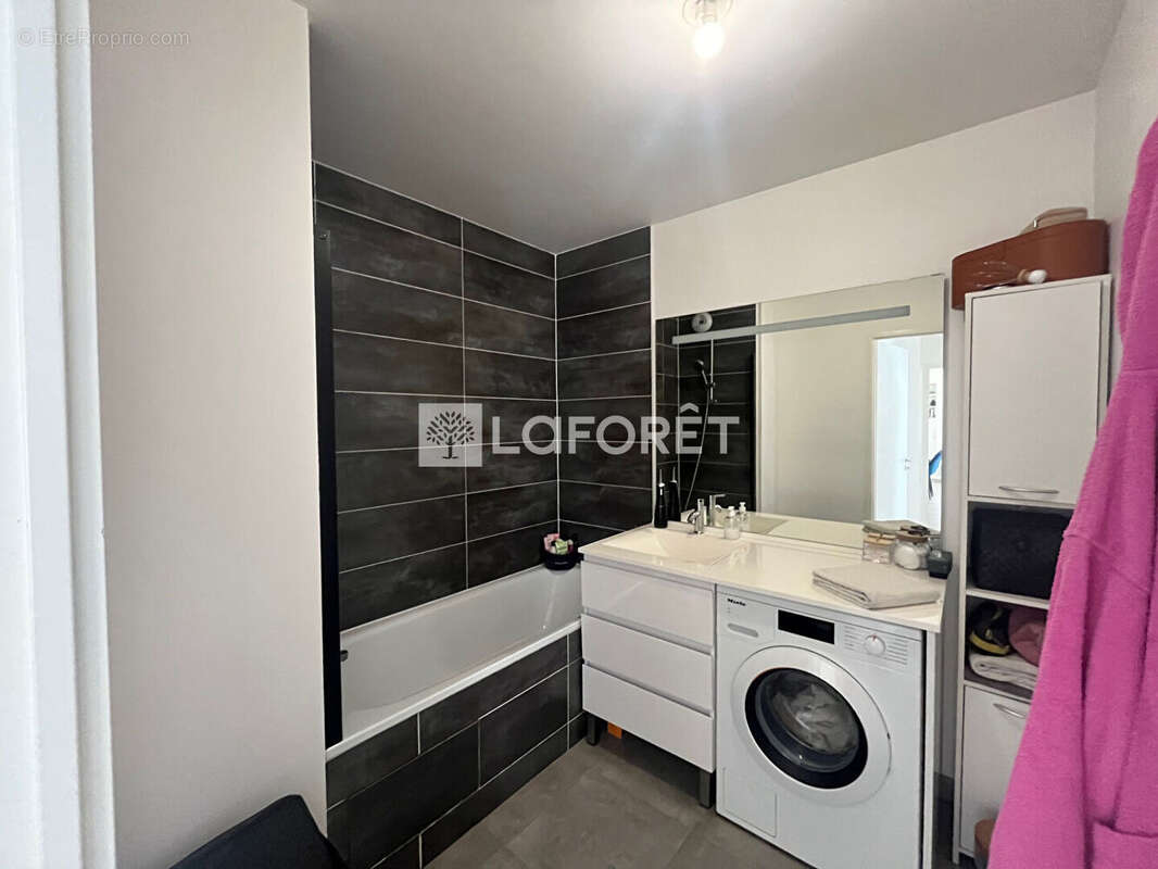 Appartement Villemomble 3 pièce(s) 66 m2 - photo 13