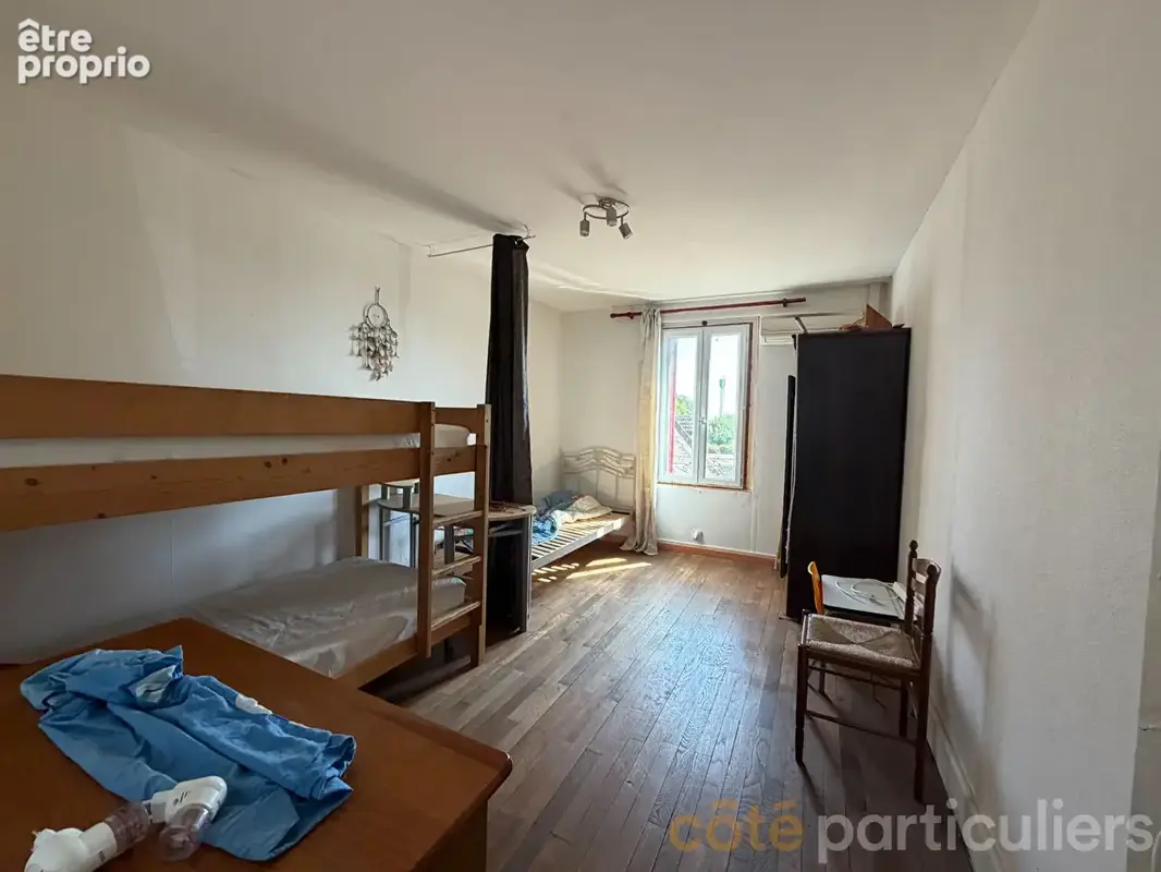 Maison de bourg sur 206m2 habitable située entre Lignieres et St Amand - photo 6