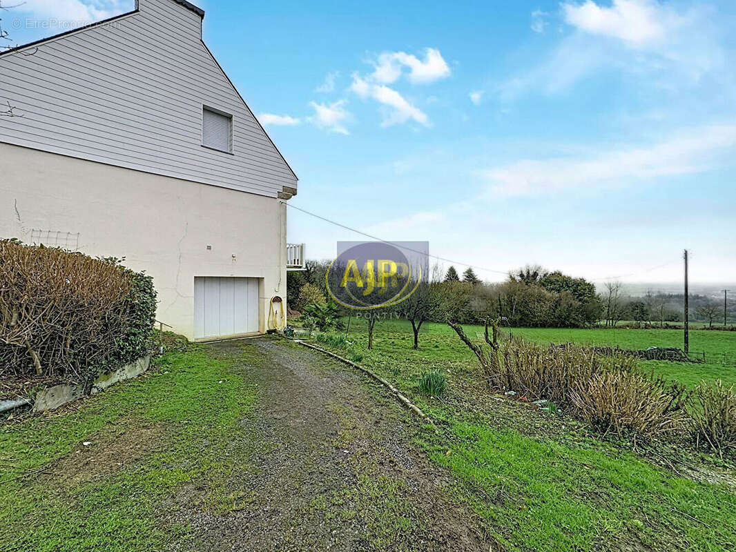 Maison à SAINT-GILLES-VIEUX-MARCHE