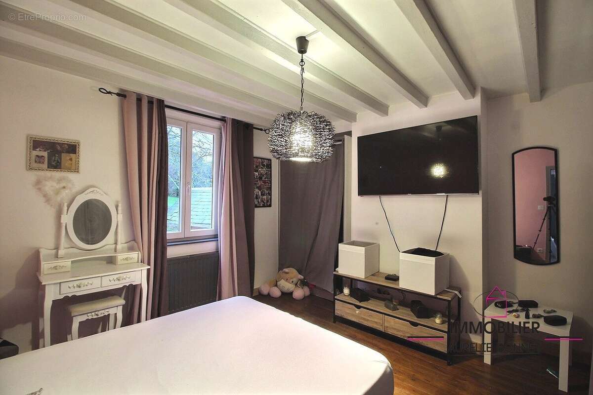 Maison à HERMIVAL-LES-VAUX