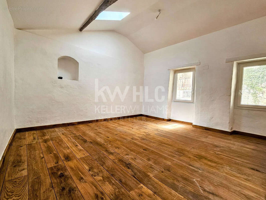 Maison 2 pièces 51 m² à vendre à Escragnolles (06460) - photo 3