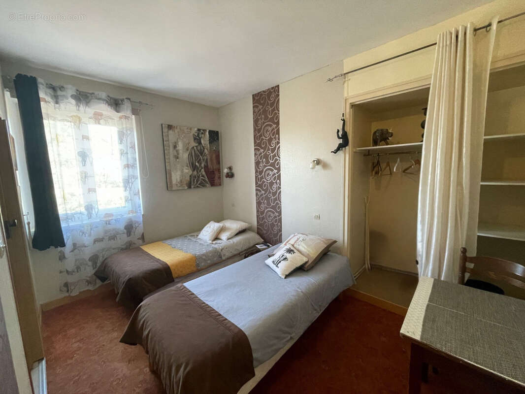 Commerce à MARSEILLETTE