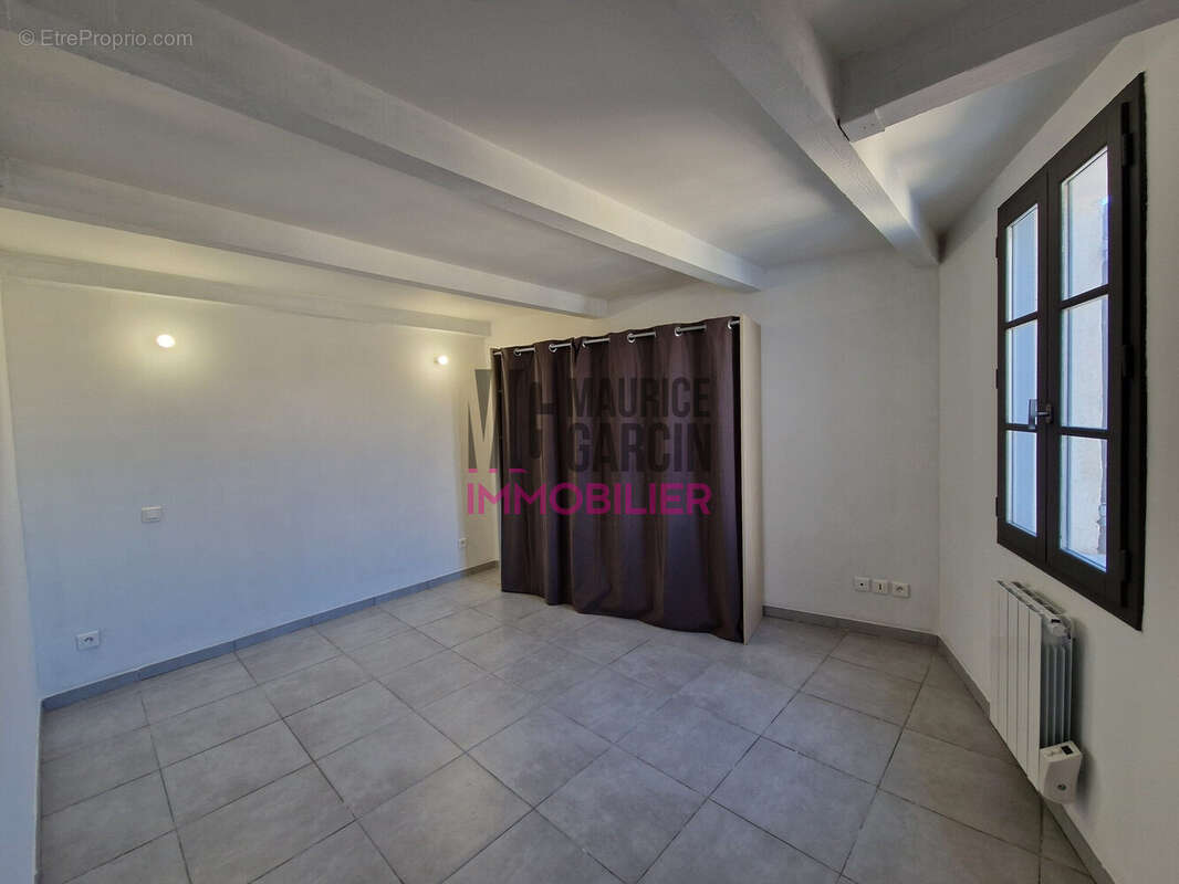 Appartement à L&#039;ISLE-SUR-LA-SORGUE