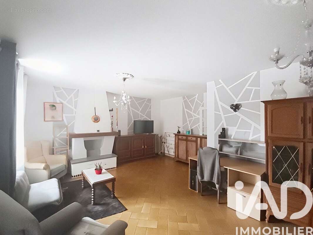 Photo 4 - Maison à SALBRIS