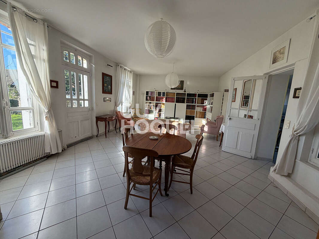 Maison à PERONNE