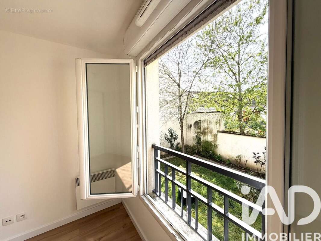 Appartement 68 m² à La Queue-En-Brie  - photo 5