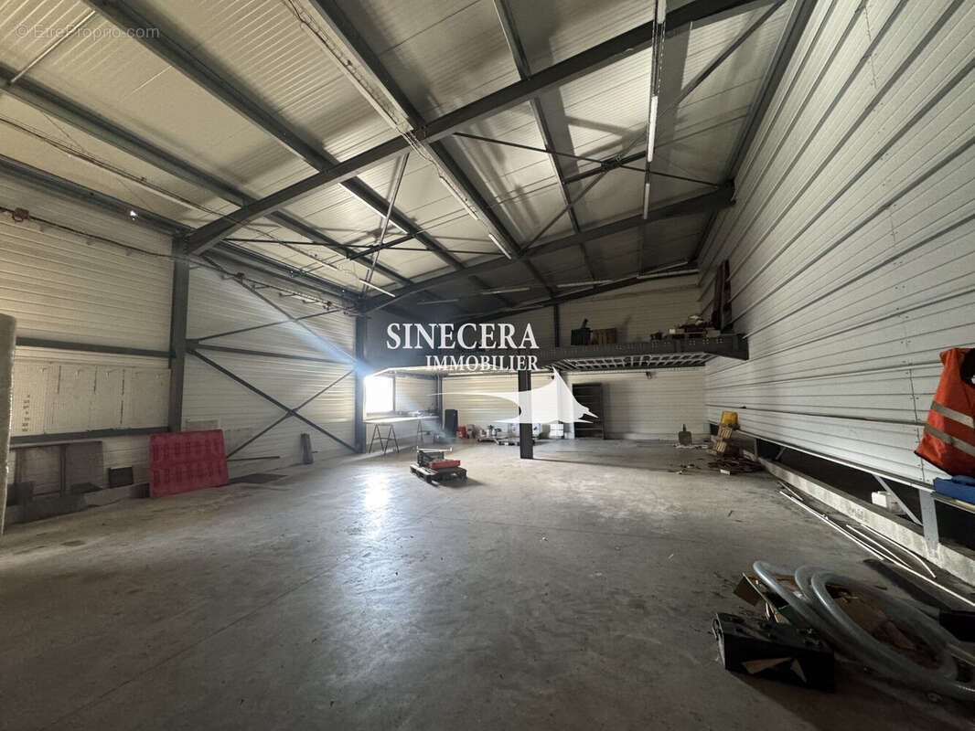 Commerce à PERIGUEUX